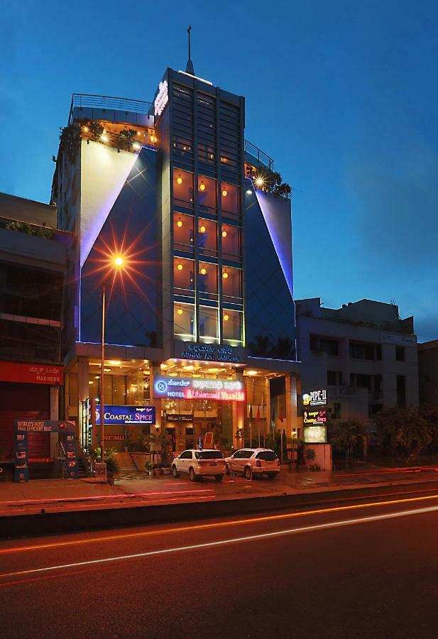 Hotel Abhimaani Vasathi, Rajajinagar Bangalore Exterior foto